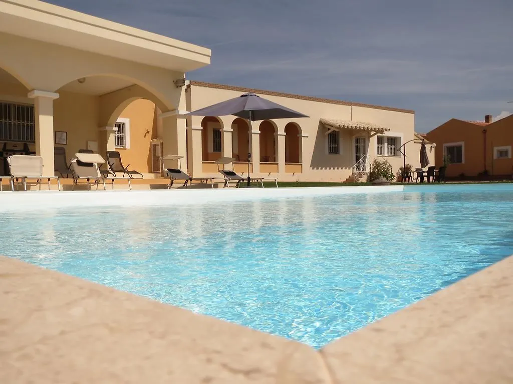 Villa Bulcrini Sant Isidoro  Italia