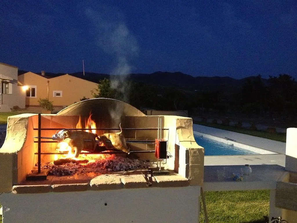 Casa di campagna Villa Bulcrini Sant Isidoro  Italia